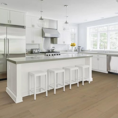 White-Kitchen-Laminate-Flooring