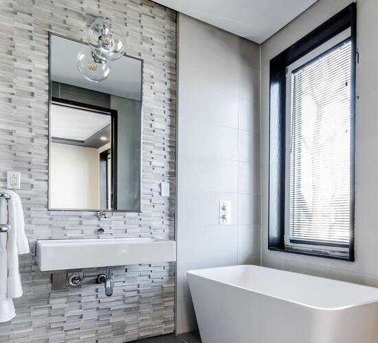 Panter's Hardwood Floors Inc. Walls